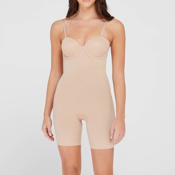 Assets by Spanx flawless finish strapless cupped mid thigh bodysuit (NO STRAPS) - Picture 1 of 11